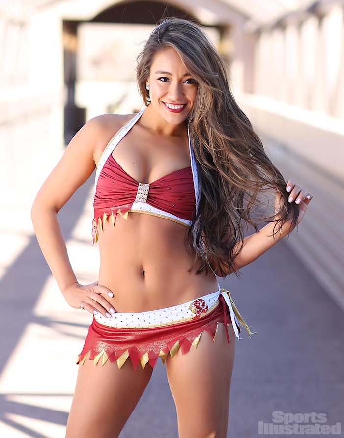 00-Individuals-01-Pro_Bowl_Cheer-BY-0630_0.jpg